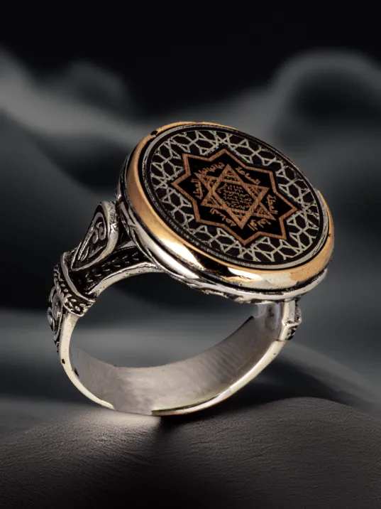Erkek Yuvarlak Model Hz Süleyman Mührü İşlemeli 925 Ayar Gümüş Yüzük Erkek Yuvarlak Model Hz Süleyman Mührü İşlemeli 925 Ayar Gümüş Yüzük