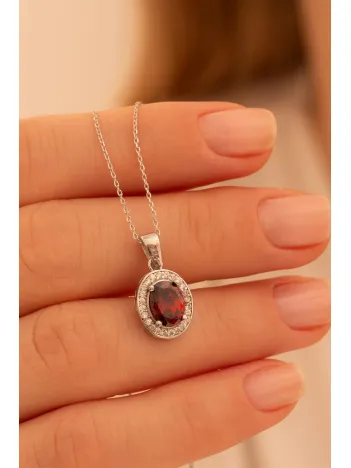 Kadın Gümüş Kolye - Elips Model Yakut Taşlı Zirkon Süslemeli Rodyumlu Kadın Kolye