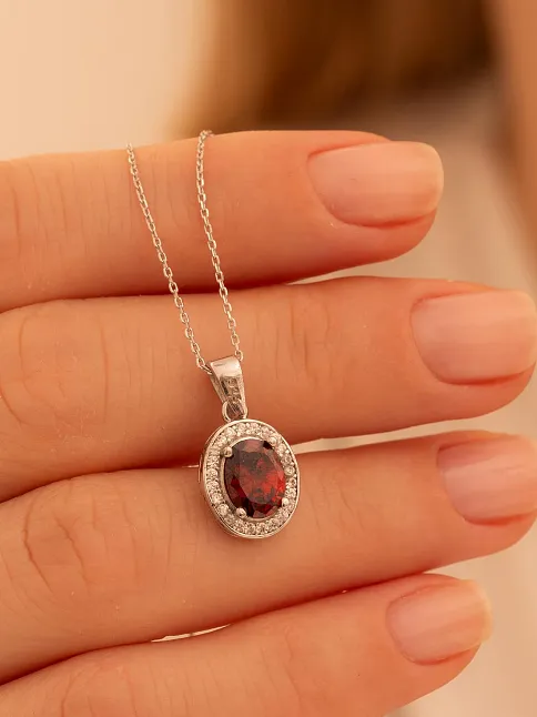 Kadın Gümüş Kolye - Elips Model Yakut Taşlı Zirkon Süslemeli Rodyumlu Kadın Kolye