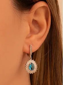 Kadın Gümüş Küpe - Damla Model Mavi Topaz Taşlı Baget Süslemeli Rodyumlu Kadın Küpe