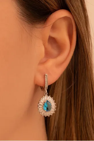 Kadın Gümüş Küpe - Damla Model Mavi Topaz Taşlı Baget Süslemeli Rodyumlu Kadın Küpe