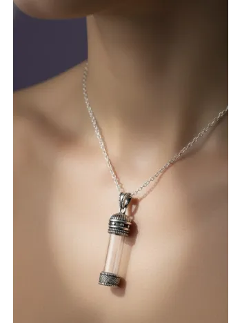 Kadın Gümüş Kolye - Dua Eklenebilir Tılsım Tüp Cevşen Haznesi Kadın Gümüş Kolye - Dua Eklenebilir Tılsım Tüp Cevşen Haznesi