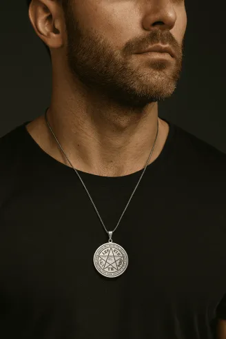 Erkek Kadın Aşk Tılsımı Ve Maton Tetragram İşlemeli Yassı Snake Zincir Çelik Kolye