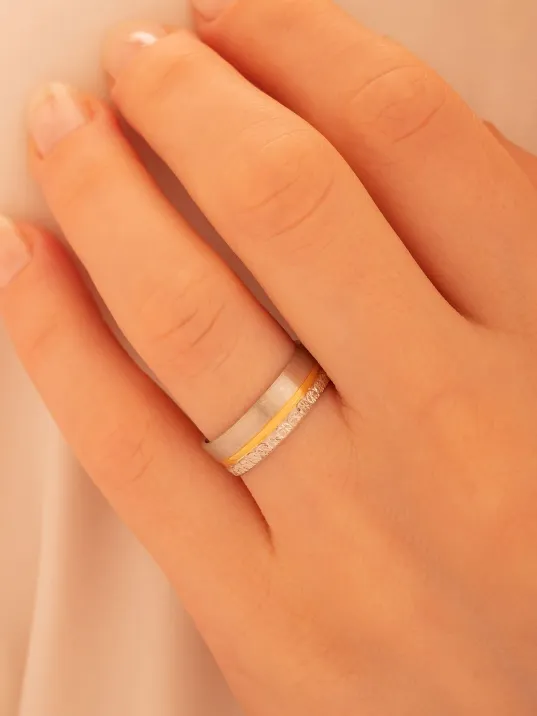 Erkek Gümüş Yüzük - 925 Ayar Sarı Ve Beyaz Model Gümüş Alyans Yüzük Erkek Gümüş Yüzük - 925 Ayar Sarı Ve Beyaz Model Gümüş Alyans Yüzük