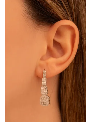 Kadın Gümüş Küpe - Perihan Baget Taşlı Zirkon Süslemeli Kadın Küpe