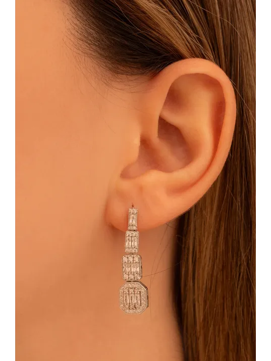 Kadın Gümüş Küpe - Perihan Baget Taşlı Zirkon Süslemeli Kadın Küpe