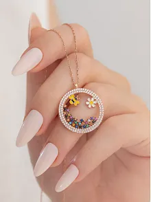 Kadın Gümüş Kolye - Arı Ve Papatya Figürlü Rose Renk Zirkon Taşlı Yuvarlak Model Gümüş Kolye
