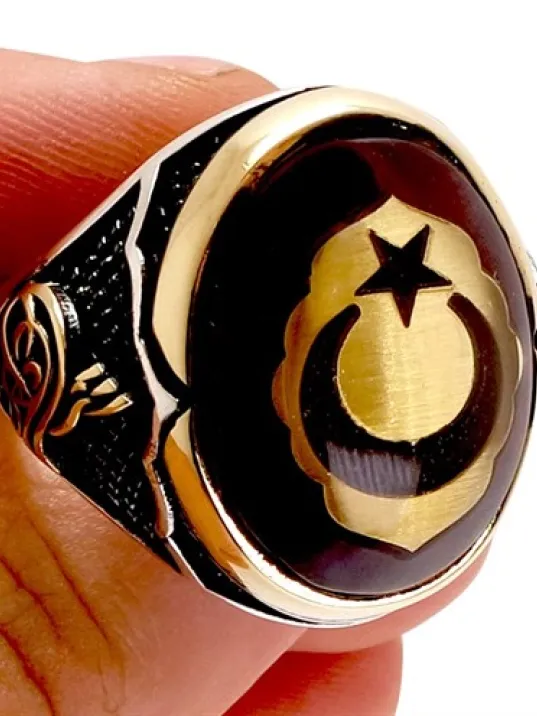 Ay Yıldız ve Tuğra İşlemeli Sıkma Tehribar Taşlı Gümüş Erkek Yüzük