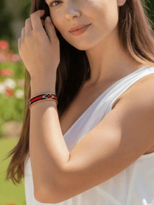 Kadın Bakır Bileklik - Rosso Model Özel Baskı Metal Kutu Ve Kuvars Taşı