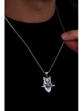 Erkek Gümüş Kolye - Bozkurt Figürlü Kılıç Detaylı Erkek Kolye