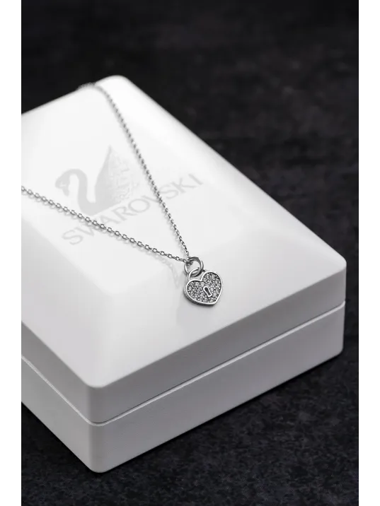 Kadın Gümüş Kolye - Swarovski Taşlı Zirconia Kilit ve Kalp Motifli Kadın Kolye