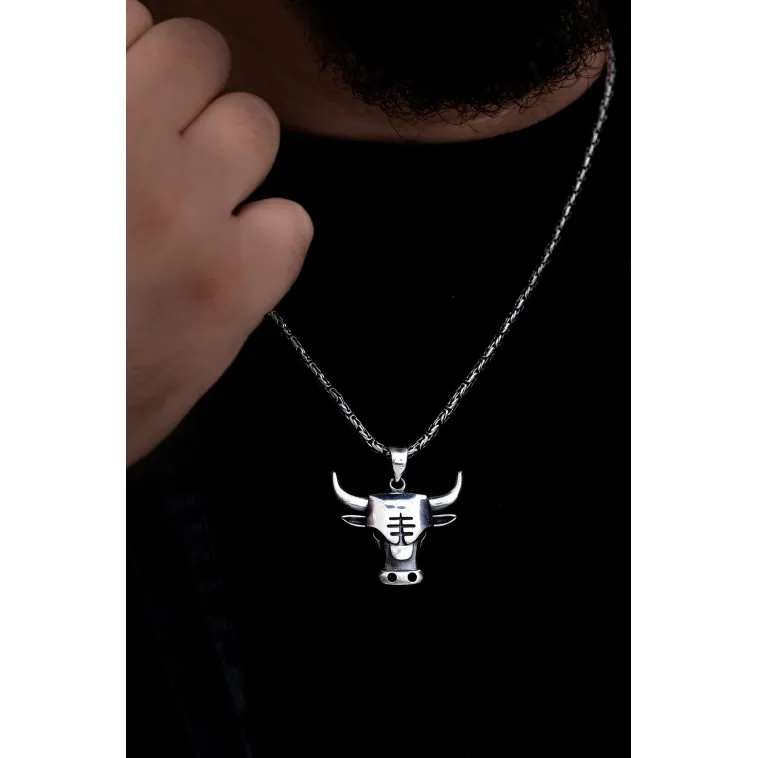 Erkek Gümüş Kolye - Chicago Bulls - Boğa Kafası Figürlü Erkek Kolye Erkek Gümüş Kolye - Chicago Bulls - Boğa Kafası Figürlü Erkek Kolye