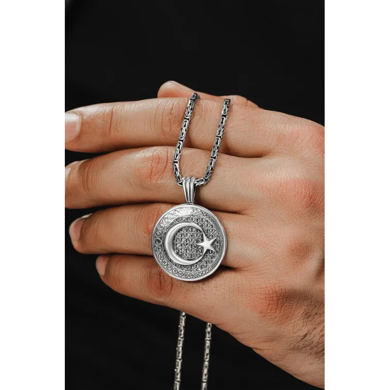Erkek Gümüş Kolye - Hilal Ay Yıldız Kabartmalı Kral Zincirli Erkek Kolye Erkek Gümüş Kolye - Hilal Ay Yıldız Kabartmalı Kral Zincirli Erkek Kolye