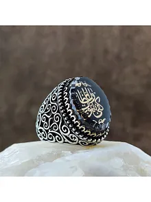Kişiye Nasihat Olarak Ölüm Yeter Yazılı Siyah Mineli Gümüş Erkek Yüzük GYZGMSZGUMU