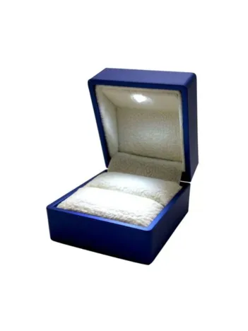 Işıklı Pırlanta Tektaş Mavi Yüzük Kutusu