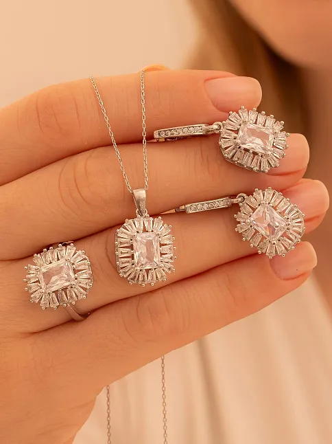 Kadın Gümüş Set - Kare Baget Taşlı Baget Süslemeli Rodyumlu Kadın Set