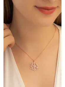 Kadın Gümüş Kolye - Kadın Rose Renk Baget Taşlı Kar Tanesi Gümüş Kolye