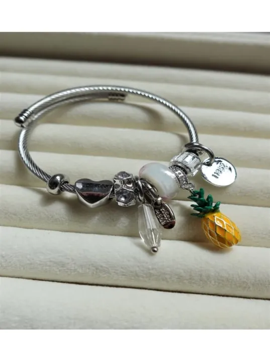 Çelik Bileklik - Ananaslı Charm Bilezik Çelik Bileklik - Ananaslı Charm Bilezik