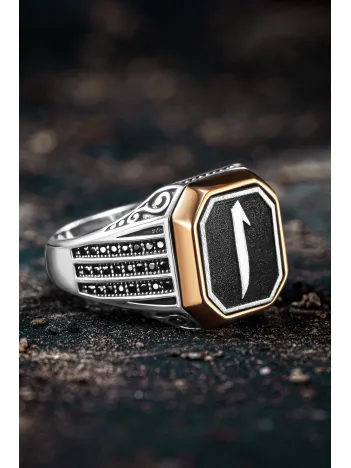 Erkek Gümüş Yüzük - Üç Sıra Zirkon Taşlı Elif İşlemeli Erkek Yüzük Erkek Gümüş Yüzük - Üç Sıra Zirkon Taşlı Elif İşlemeli Erkek Yüzük