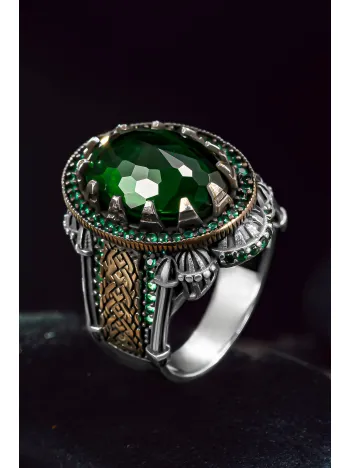 Erkek Gümüş Yüzük - Yeşil Zirkon Taşlı Sarmal İşlemeli Erkek Yüzük Erkek Gümüş Yüzük - Yeşil Zirkon Taşlı Sarmal İşlemeli Erkek Yüzük