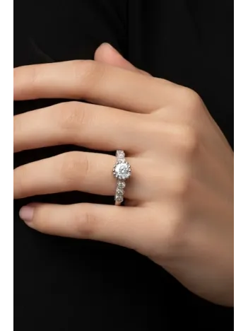 Parla Model Zirkon Taşlı Gümüş Su Yolu Kadın Yüzük Parla Model Zirkon Taşlı Gümüş Su Yolu Kadın Yüzük