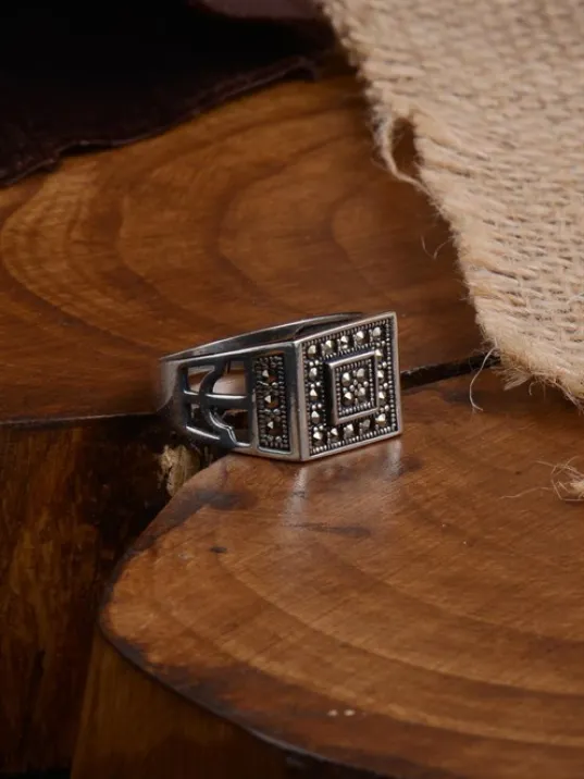 Markazit Kare Model Taşlı Erkek Gümüş Yüzük