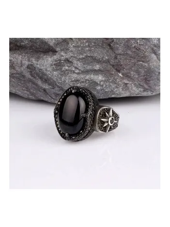 Erkek Gümüş Yüzük -  925 Ayar Oniks Taşlı Yıldız Model Gümüş Erkek Yüzük