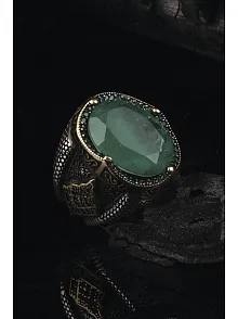 Yeşil ZirkonTaşlı Kenarları İşlemeli Erkek 925 Ayar Gümüş Yüzük GYZYESILZRC-YSL