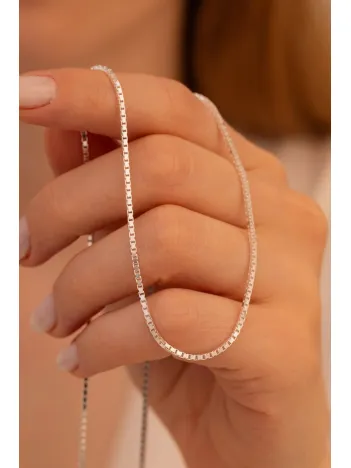 Kadın Gümüş Kolye - 925 Ayar 1.5 mm Küp Zincir Gümüş Kolye