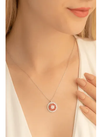 Kadın Gümüş Kolye - Turuncu Baget Taşlı Döner Başlı Gümüş Kolye