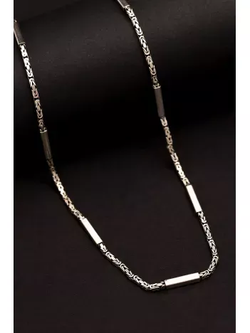 2,8mm Gümüş Erkek Kolye Zincir Kral Model Şarnelli Kare Parçalı