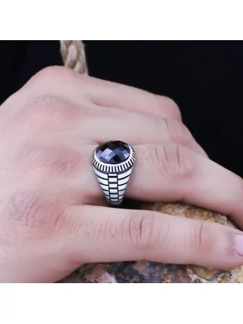 Siyah Oniks Kristal Kesim Yuvarlak Taşlı Özel Seri Erkek Gümüş Yüzük