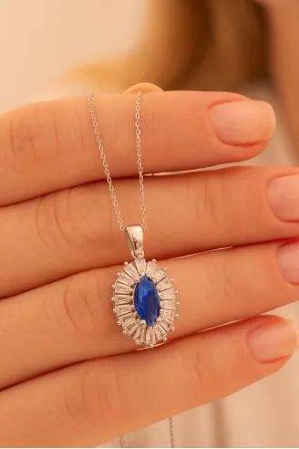 Kadın Gümüş Kolye - Damla Model Safir Taşlı Baget Süslemeli Rodyumlu Kadın Kolye