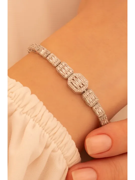 Kadın Gümüş Bileklik - Perihan Baget Taşlı Zirkon Süslemeli Kadın Bileklik