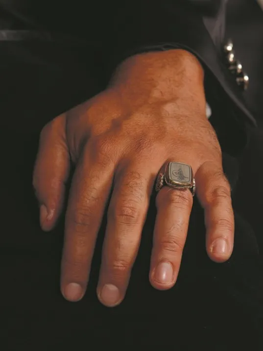 Osmanlı Tuğralı Yanların da Ay Yıldız İşlemeli Kare Model Gümüş Erkek Yüzük  GYZOSMNAYLD-GMS