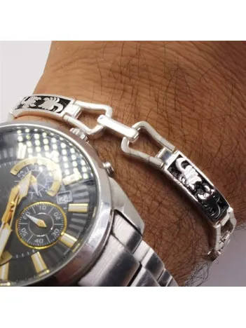 Akrep Desenli Gümüş Erkek Bileklik Künye Akrep Desenli Gümüş Erkek Bileklik Künye