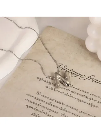 Kadın Çelik Kolye - N Harfi Balon Harf Kadın Kolye