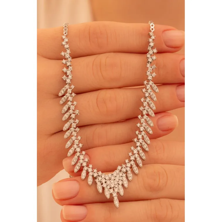 Kadın Gümüş Kolye - Nigar Zirkon Taşlı Yaprak Model Kadın Kolye