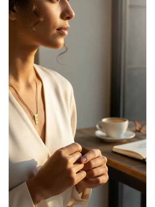 YantraX Zarif Çelik Kadın Kolye Sayı Sekansları ve Sri Yantra ve Kubera Yantra Sembolü Paslanmaz YantraX Zarif Çelik Kadın Kolye Sayı Sekansları ve Sri Yantra ve Kubera Yantra Sembolü Paslanmaz