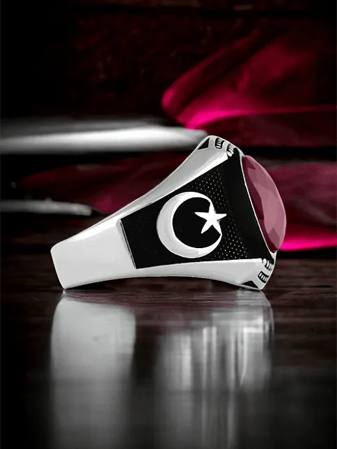 Ay Yıldız Temalı Faset Kesim Zirkon Taşlı Gümüş Yüzük