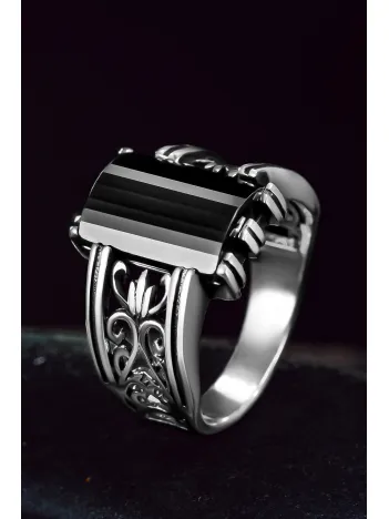 Erkek Gümüş Yüzük - Siyah Oniks Taşlı Oval Model Erkek Yüzük Erkek Gümüş Yüzük - Siyah Oniks Taşlı Oval Model Erkek Yüzük