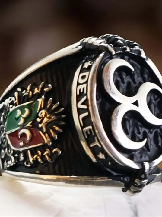 Devlet Ebed Müddet Yazılı Üç Hilalli Erkek Gümüş Yüzük Devlet Ebed Müddet Yazılı Üç Hilalli Erkek Gümüş Yüzük