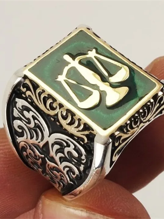 Adalet Terazisi Yeşil Mineli Erkek Gümüş Yüzük