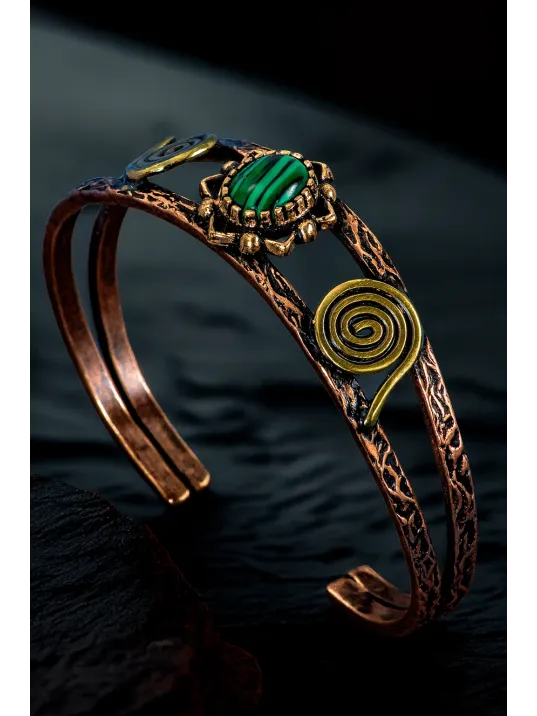 Kadın Bakır Bileklik - Yeşil Malahit (Malakit) Doğal Taşlı Otantik Model El İşçiliği Tasarım Bilezik Kadın Bakır Bileklik - Yeşil Malahit (Malakit) Doğal Taşlı Otantik Model El İşçiliği Tasarım Bilezik