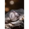 Erkek Sıkma Kehribar Taşlı Osmanlı Tuğrası İşlemeli Nostaljik Model 925 Ayar Gümüş Yüzük Erkek Sıkma Kehribar Taşlı Osmanlı Tuğrası İşlemeli Nostaljik Model 925 Ayar Gümüş Yüzük