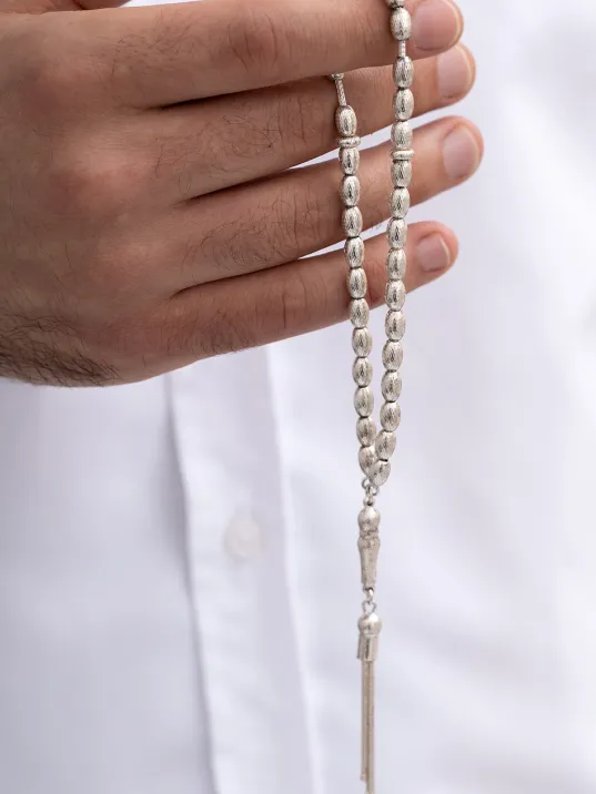 Gümüş Tespih Arpa Kesim Noktalı Orta Boy 20 gr