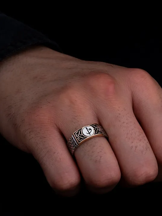 Erkek Gümüş Yüzük - Vav Elif İşlemeli Kral Zincirli İnce Kibar Erkek Yüzüğü