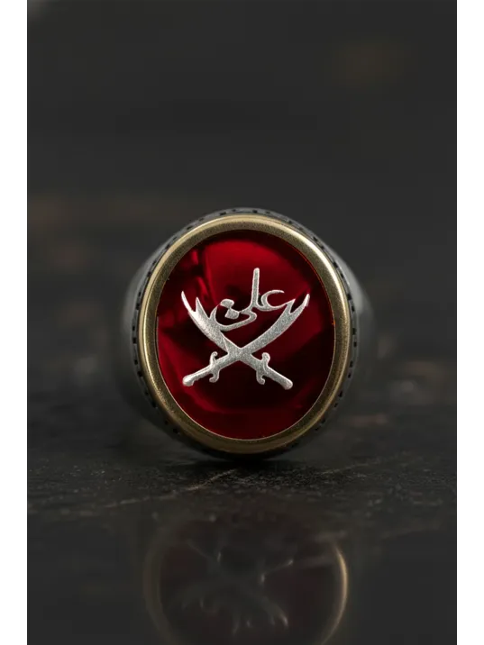 Erkek Gümüş Yüzük - Çift Zülfikar Kılıcı Ve Tuğra İşlemeli Yakut Taşlı Grek Desenli Gümüş Yüzük