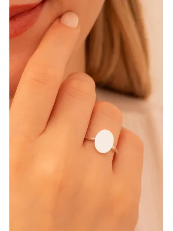 Kadın Gümüş Yüzük - El İşçiliği Gümüş Elips Motifli İnce Kadın Yüzük