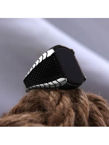 Siyah Oniks Taşlı Özel Seri Erkek Gümüş Yüzük